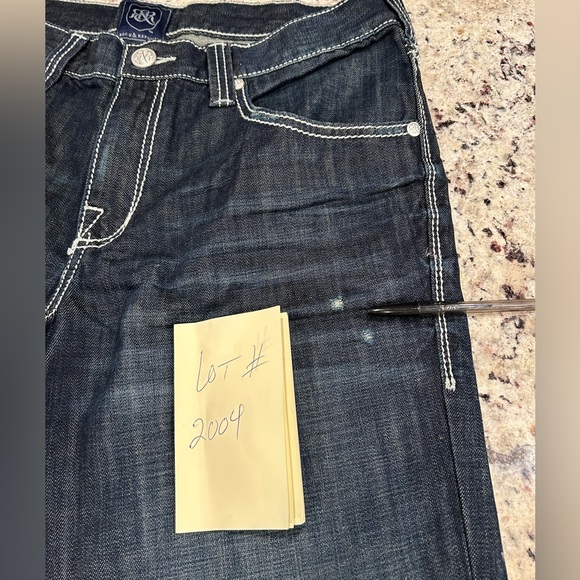 Rock & Republic blue jeans.  Size 36 x 30. - Picture 7 of 8
